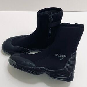 XCEL Dive Boots Size 9